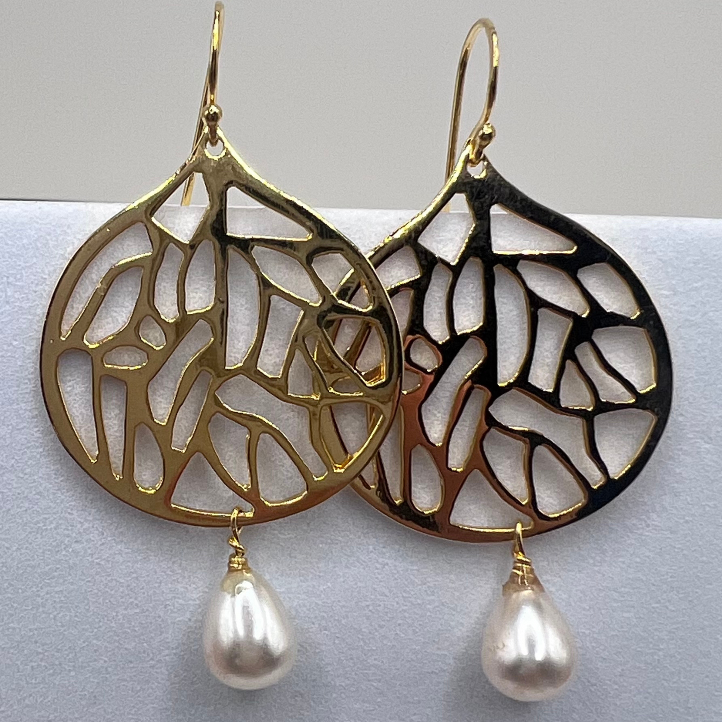 Fruit of the Vine Earrings with Pearls - Gold